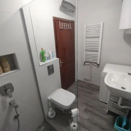 Plavi Airport Apartamento *