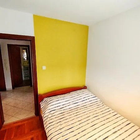 Plavi Airport Apartamento Belgrado