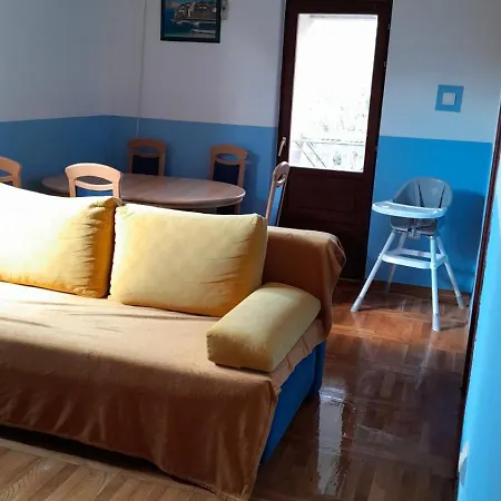 Plavi Airport Belgrado