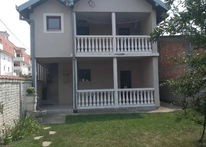 Plavi Airport Appartement Belgrado